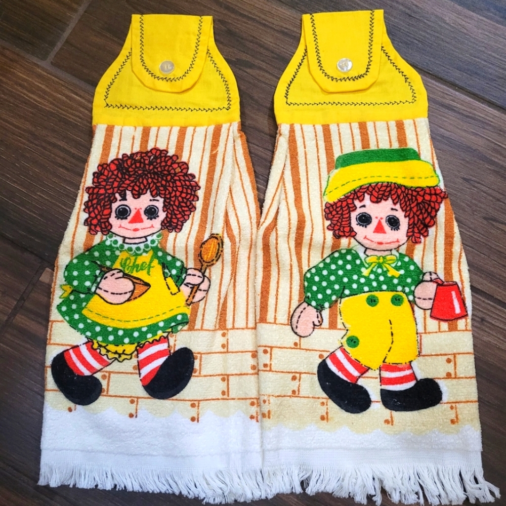 Vintage 1976 hand towels